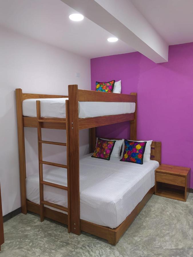 Itza Hotel أكومال المظهر الخارجي الصورة